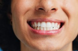 ¿Cómo tener las encías fuertes y sanas?